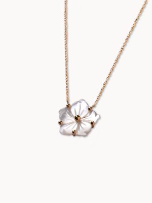 Flower gold necklace - small