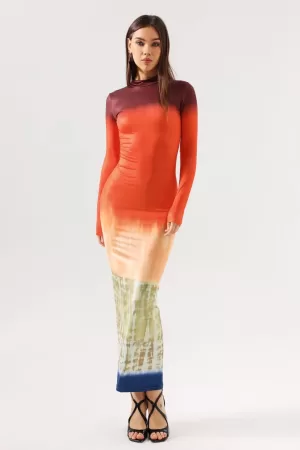 Turey Gradient Printed Maxi Dress Turey Gradient Printed Maxi Dress